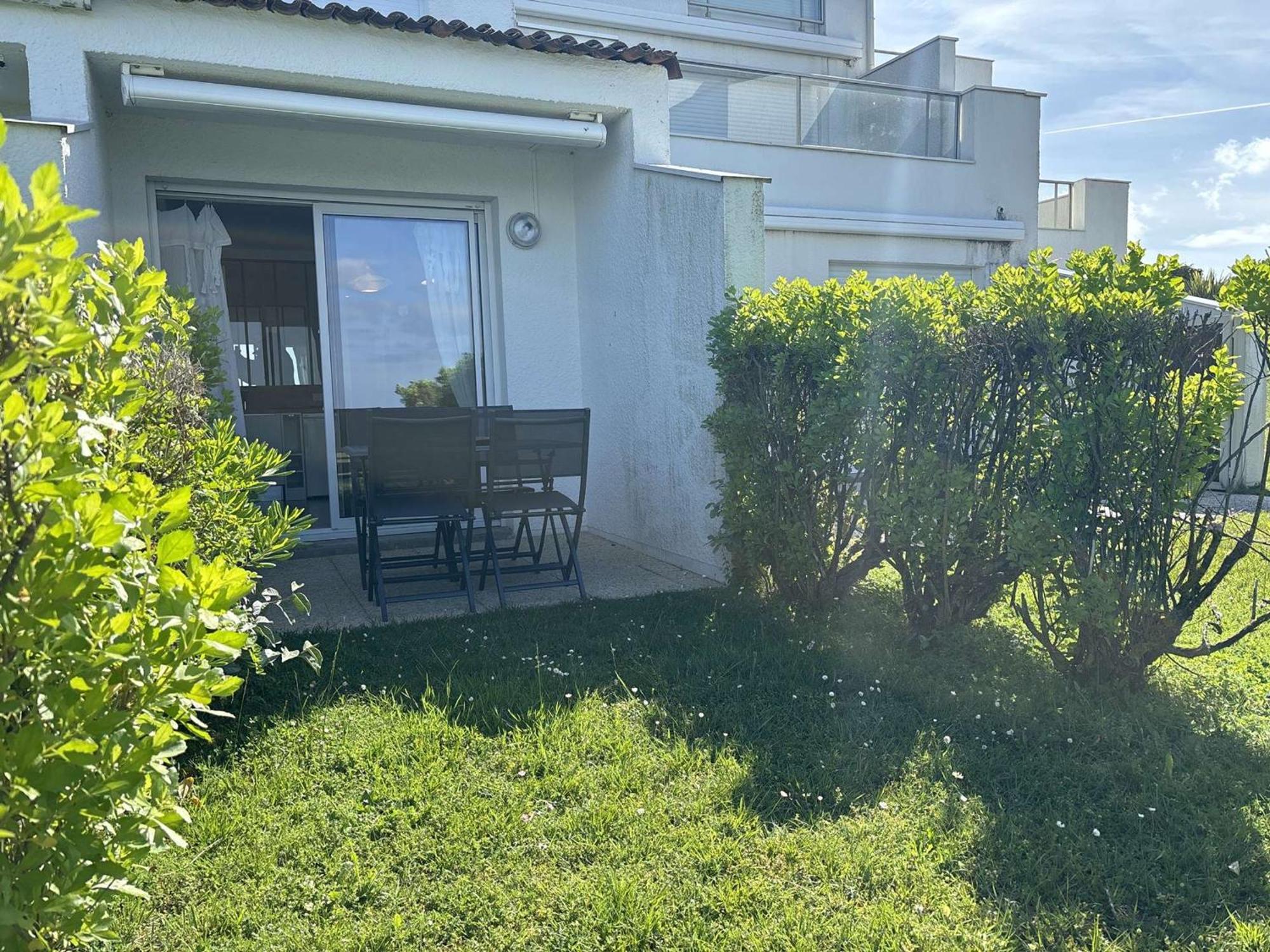 Studio En Bord De Mer A Royan, Parking, Tv, Tout Equipe - Fr-1-494-67 Eksteriør billede
