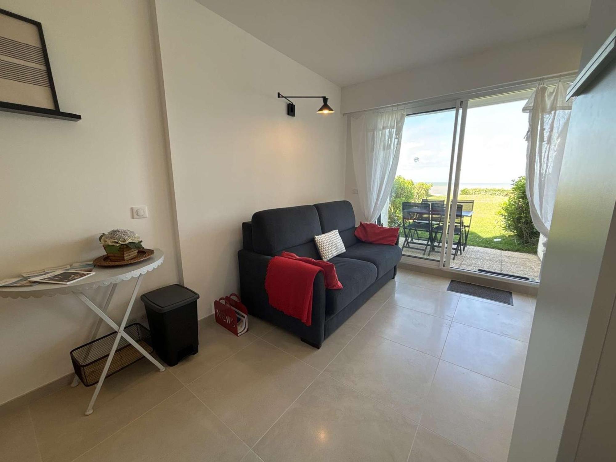 Studio En Bord De Mer A Royan, Parking, Tv, Tout Equipe - Fr-1-494-67 Eksteriør billede